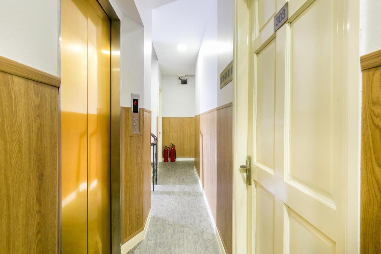 Oyo 369 Minh Anh Hotel Хошимин Екстериор снимка